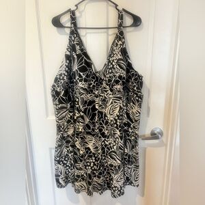 Catherines One Piece Bathing Suit Womens 34W Tiered Skirt Wide Strap Swimsuit